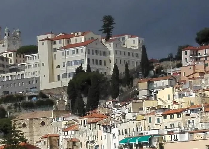 Bellavista Con Parking Privato, A Un Passo Dal Teatro Ariston *