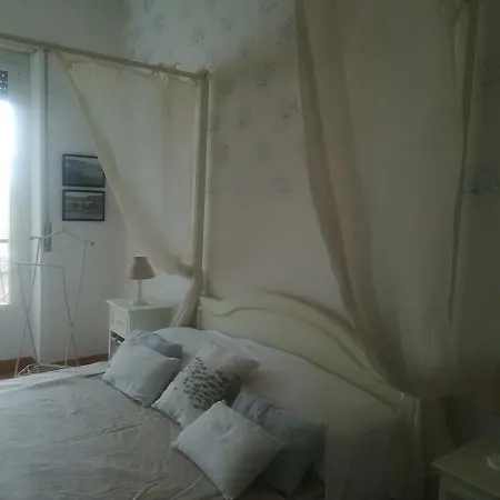 Bellavista Con Parking Privato, A Un Passo Dal Teatro Ariston Daire